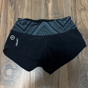 ZOOT Women’s Running Shorts small